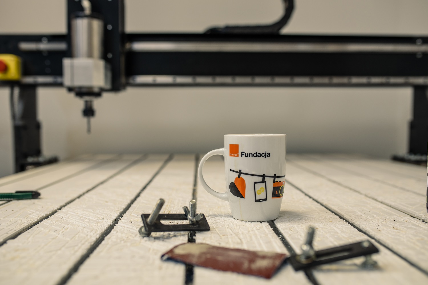 Kubek Fundacji Orange